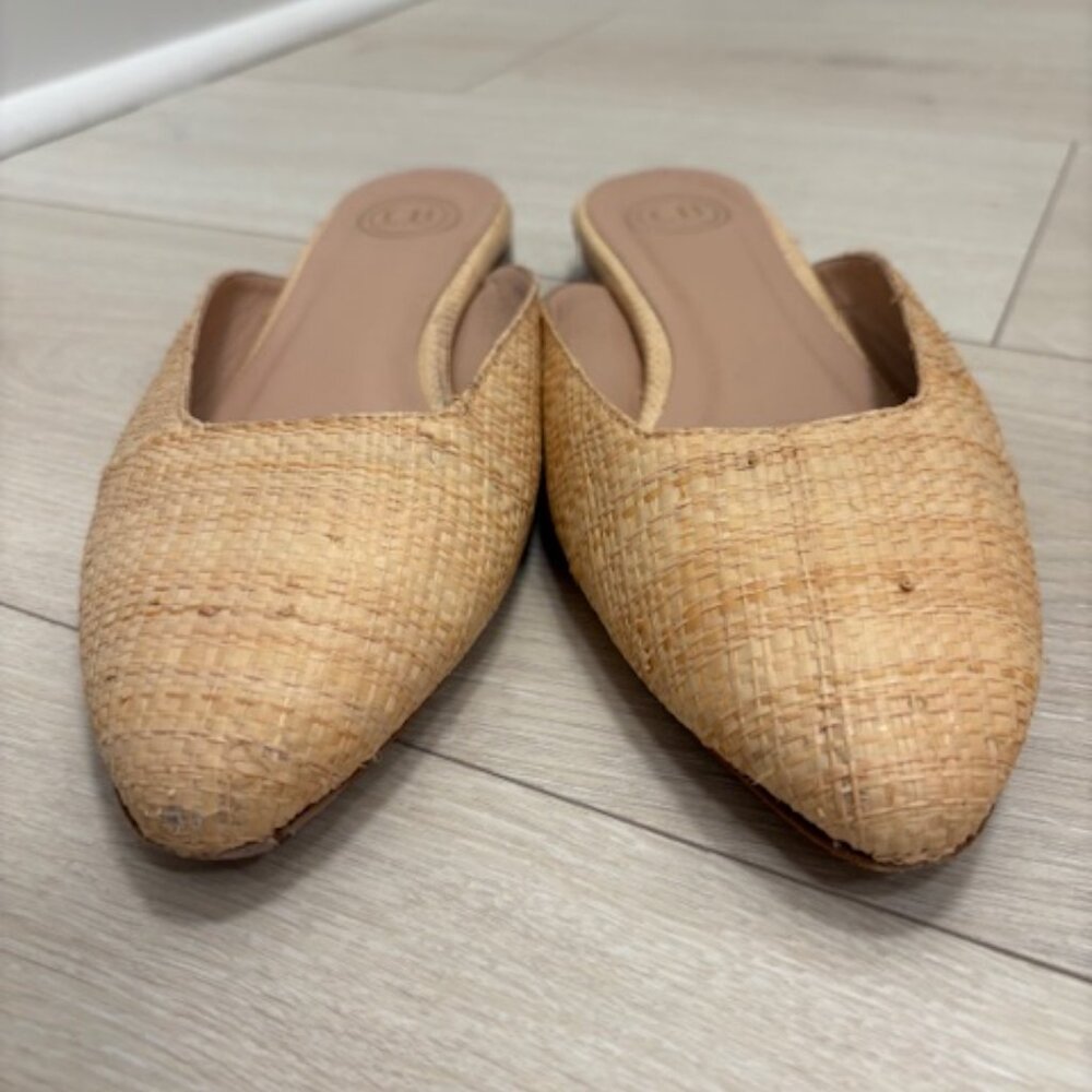 CB Shoes - Picture 2 of 11